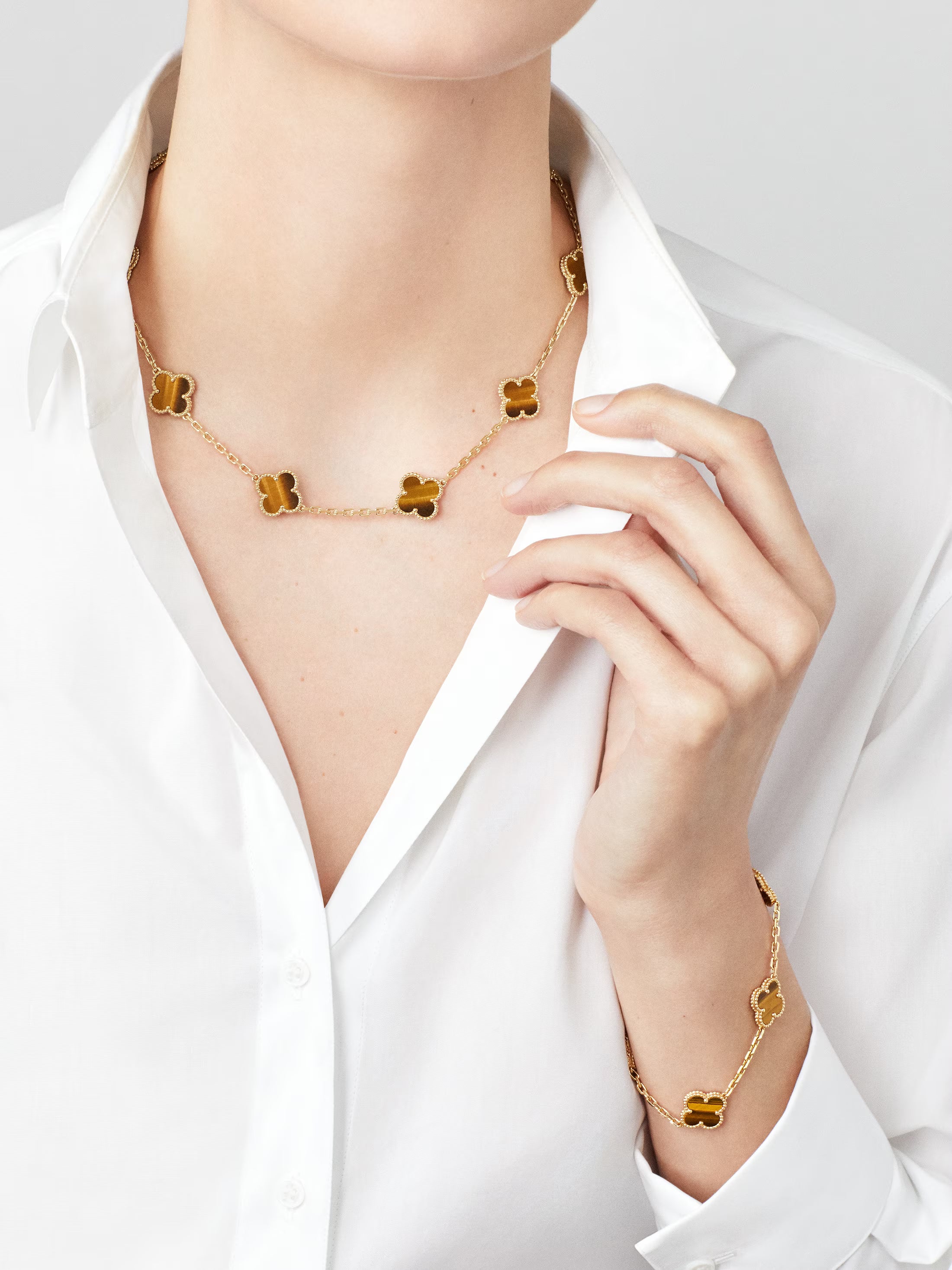 Van Cleef & Arpels 10 Motifs Tiger Eye Necklace