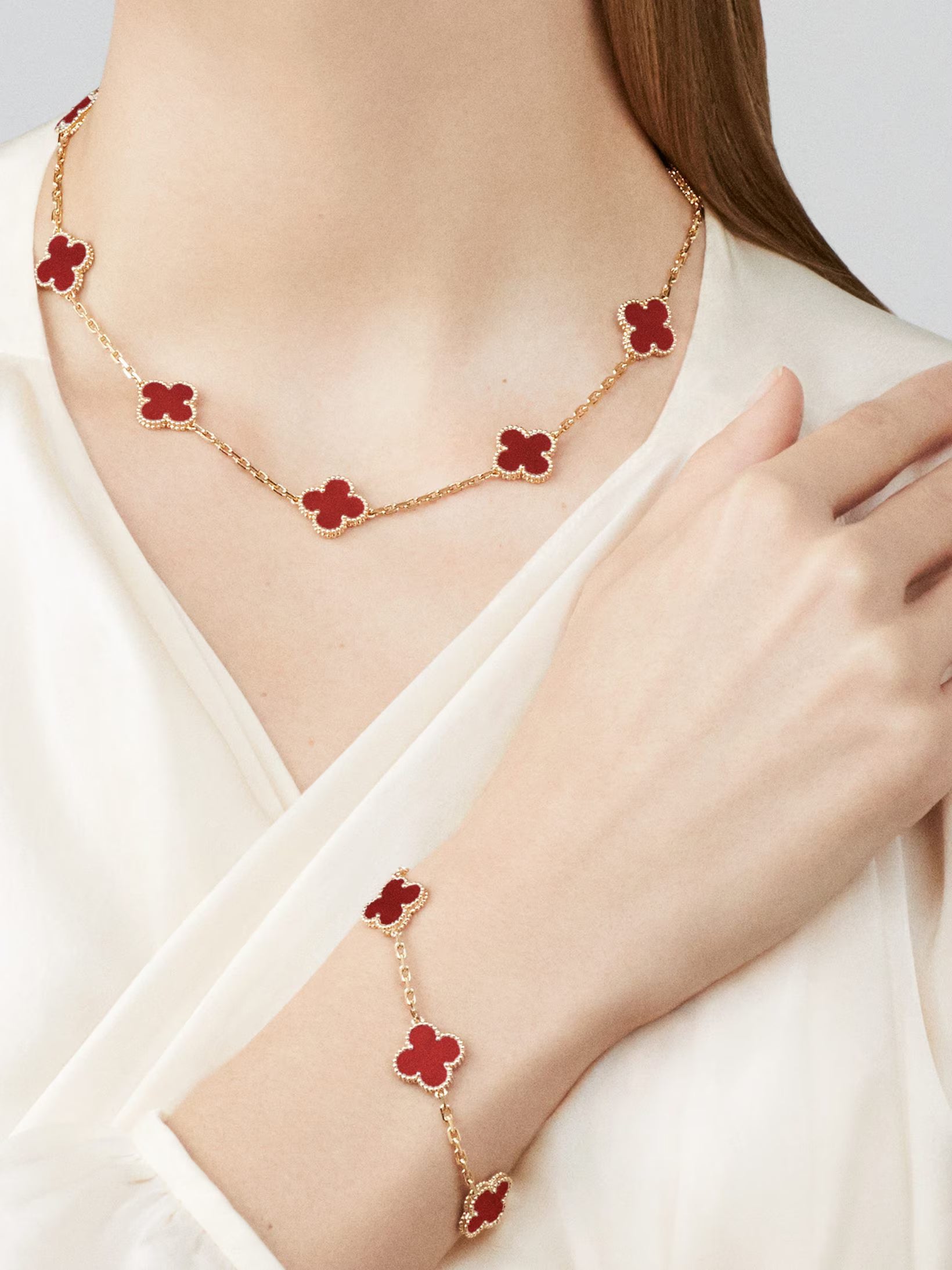 Van Cleef & Arpels 10 Motifs Carnelian Necklace