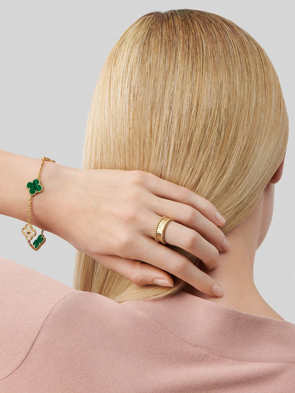 Van Cleef & Arpels Perlee Signature Ring , Gold