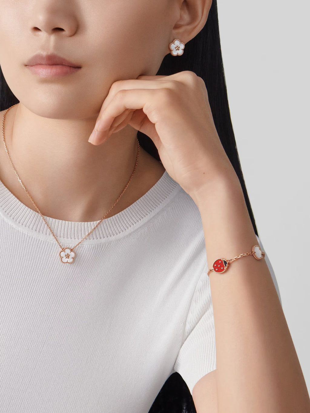Vancleef & Arpels Lucky Spring Bracelet 5 motifs