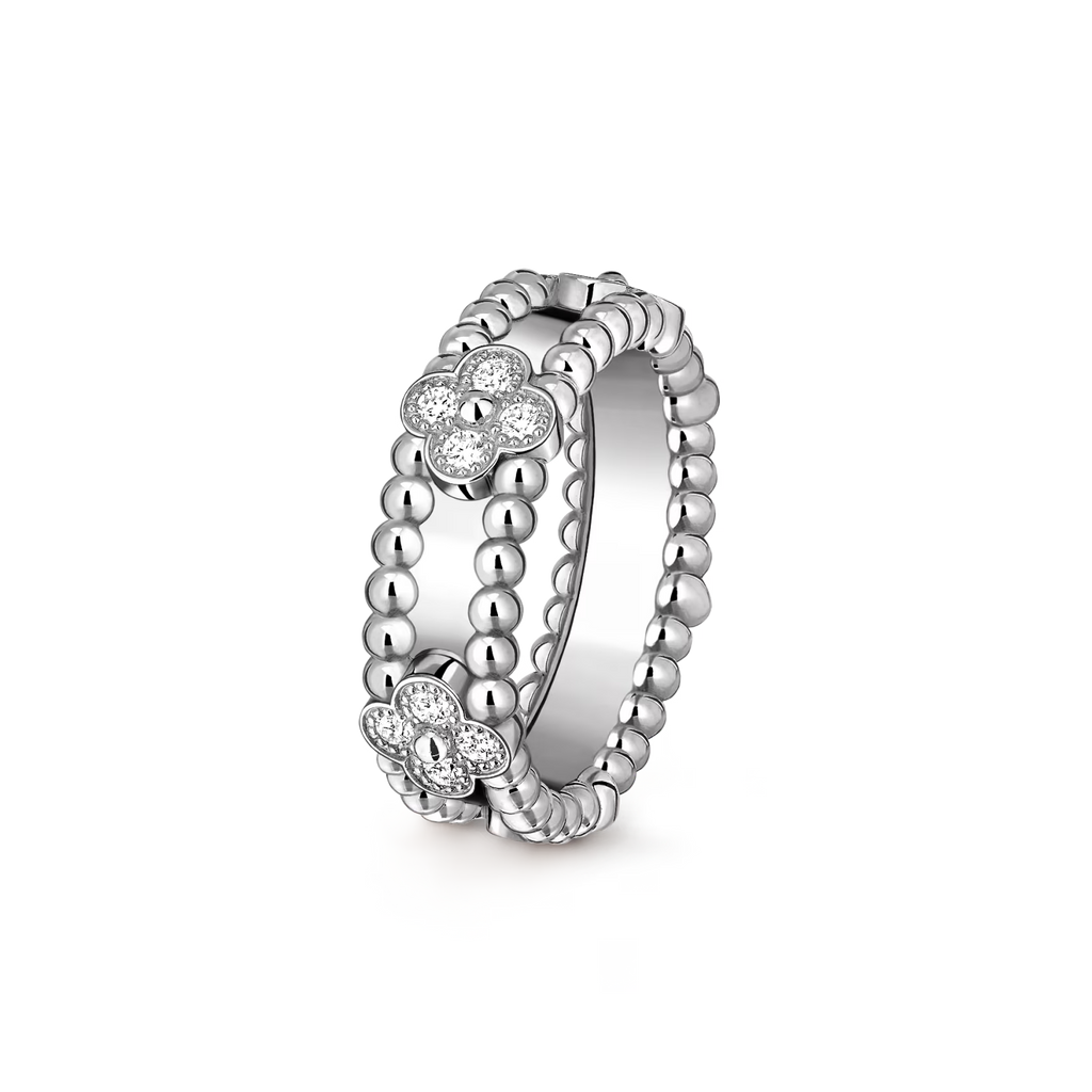 Van Cleef & Arpels Perlée sweet clovers ring