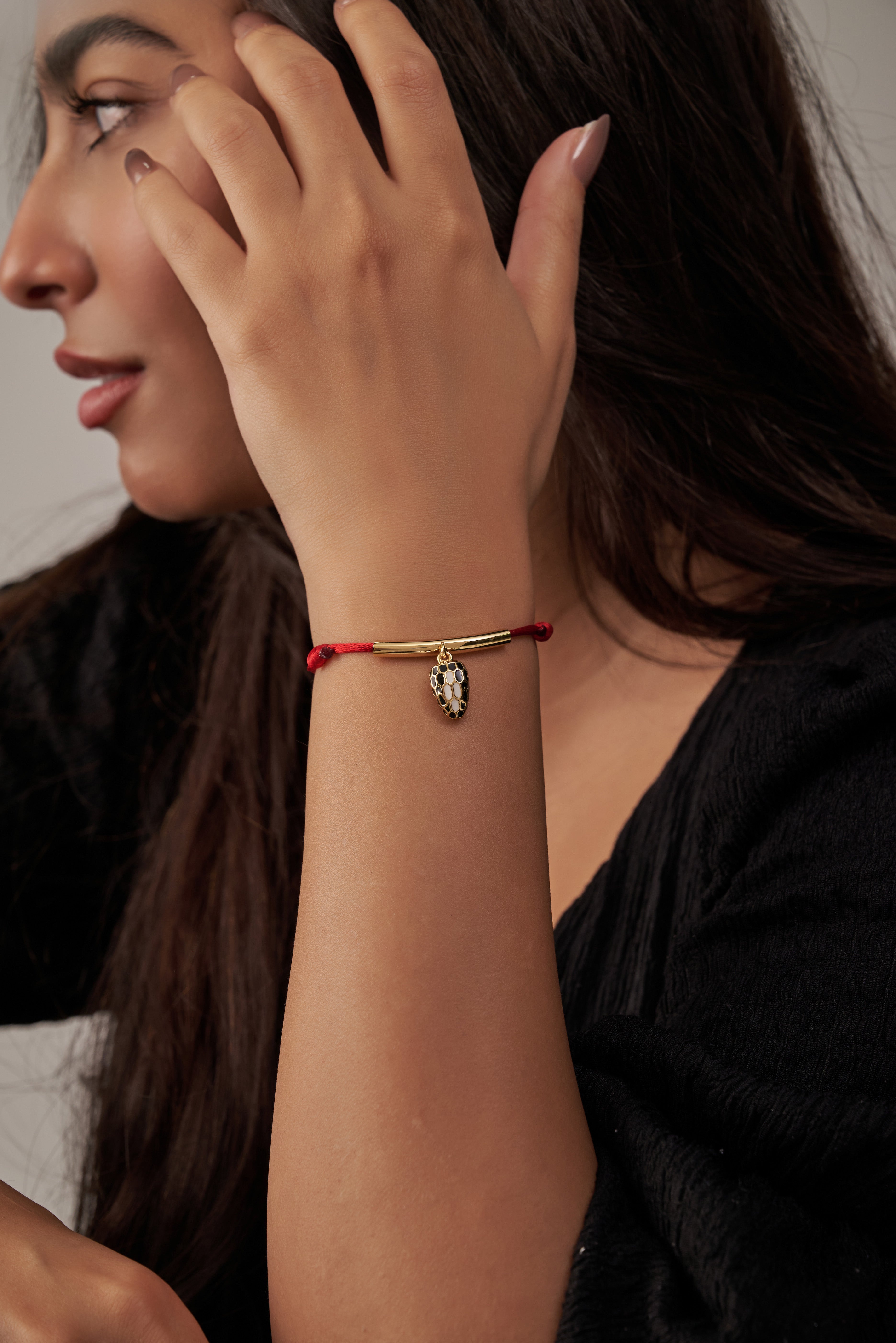 Bvlgari Serpenti Bracelet ( Red Chord )