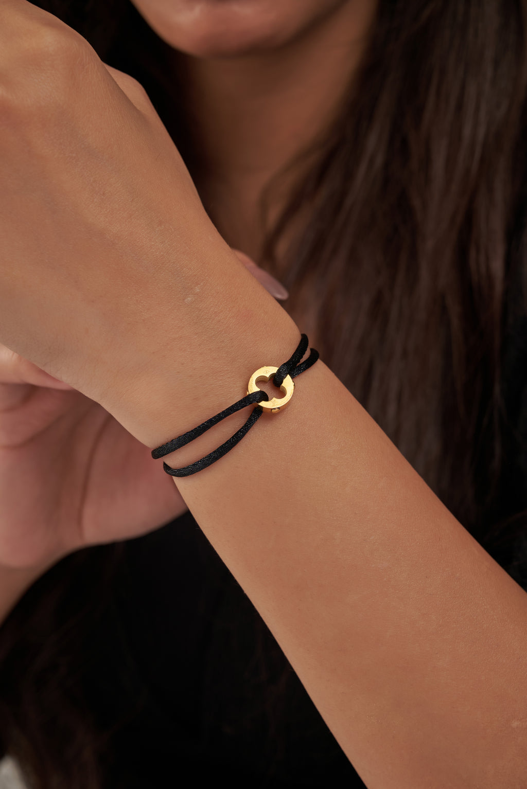 Louis Vuitton Rounded ring ( Black Chord )