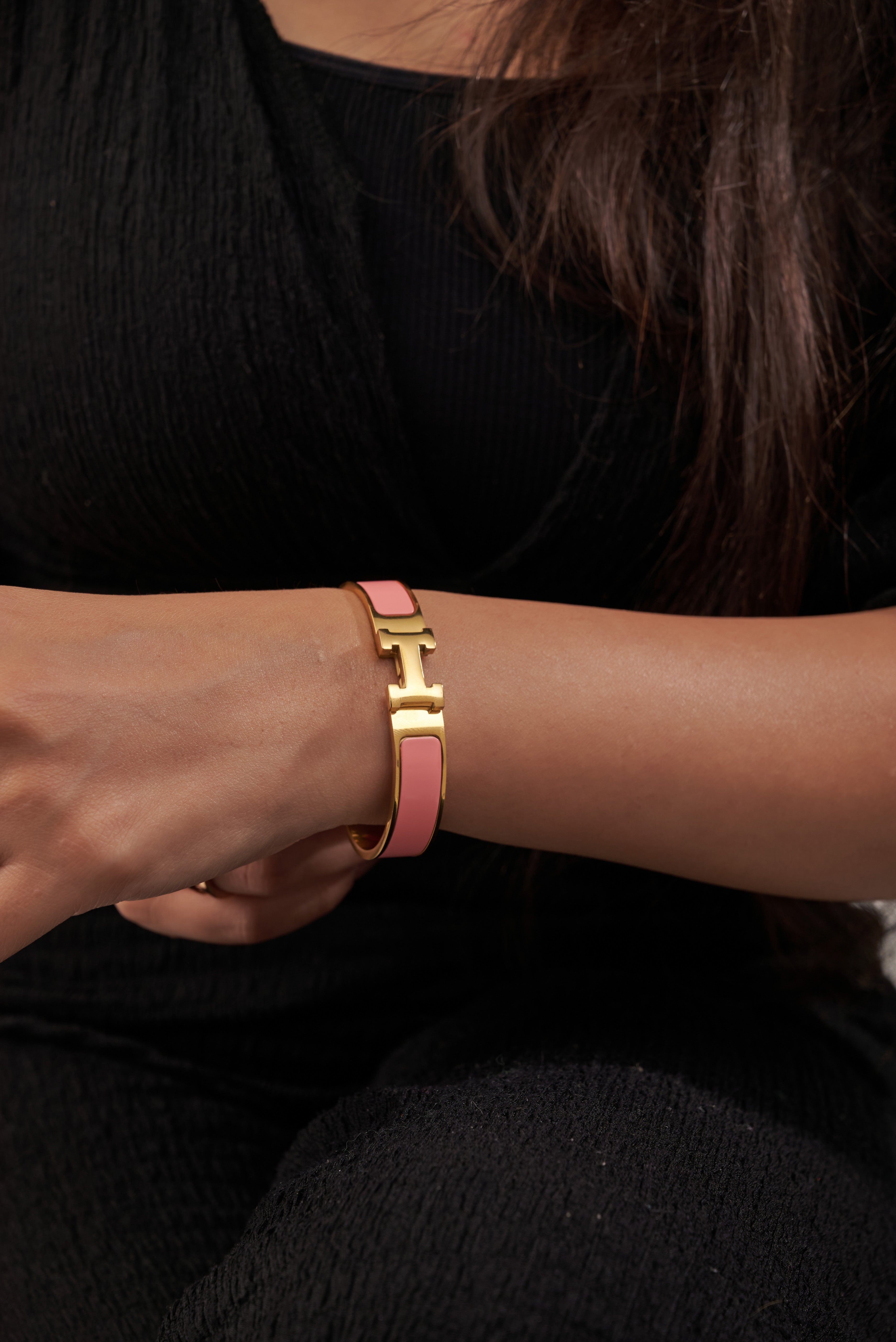 Hermes H bracelet ( Yellow gold , Light Pink )