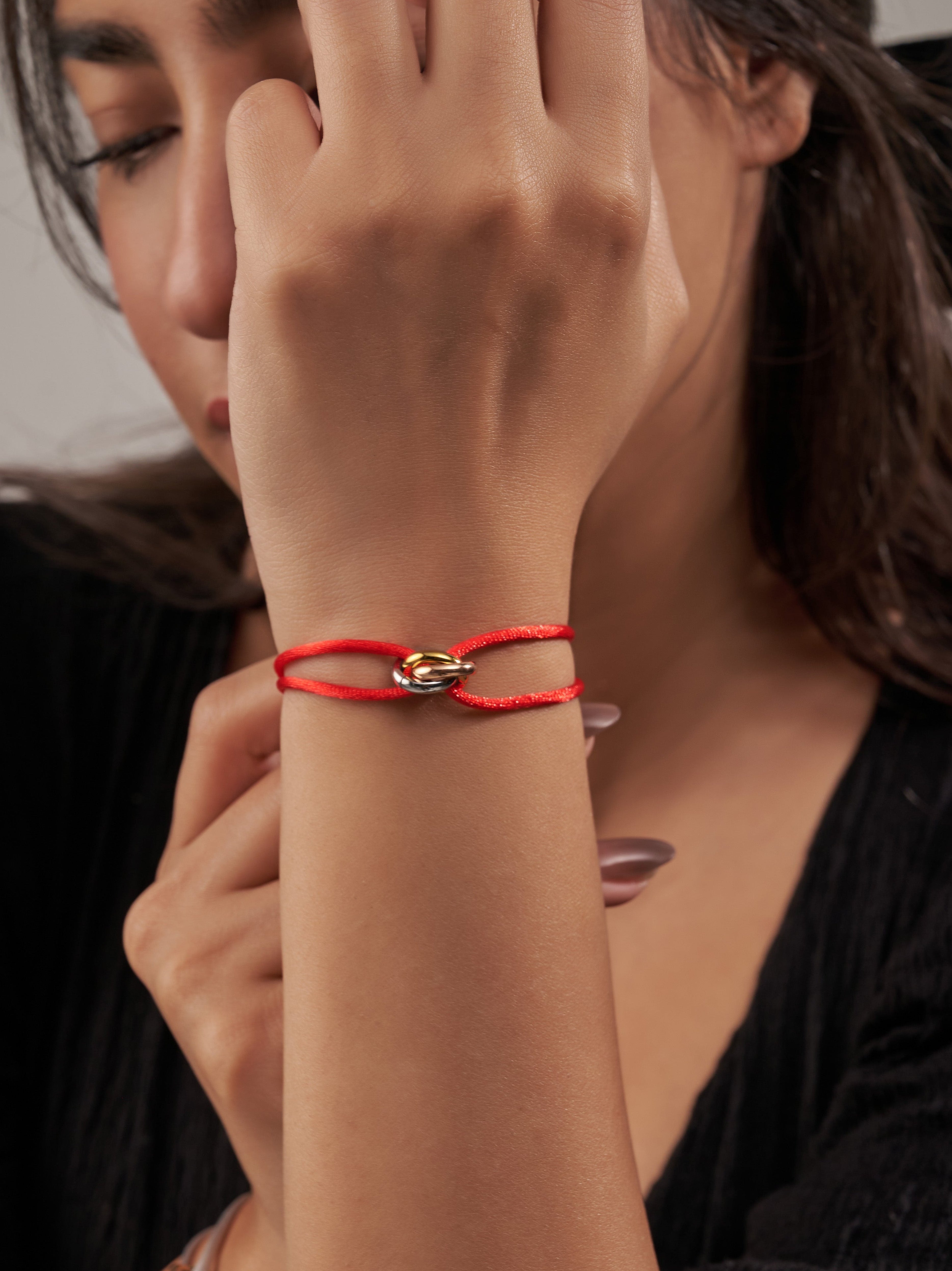 Cartier Trinity chord bracelet ( Red chord )