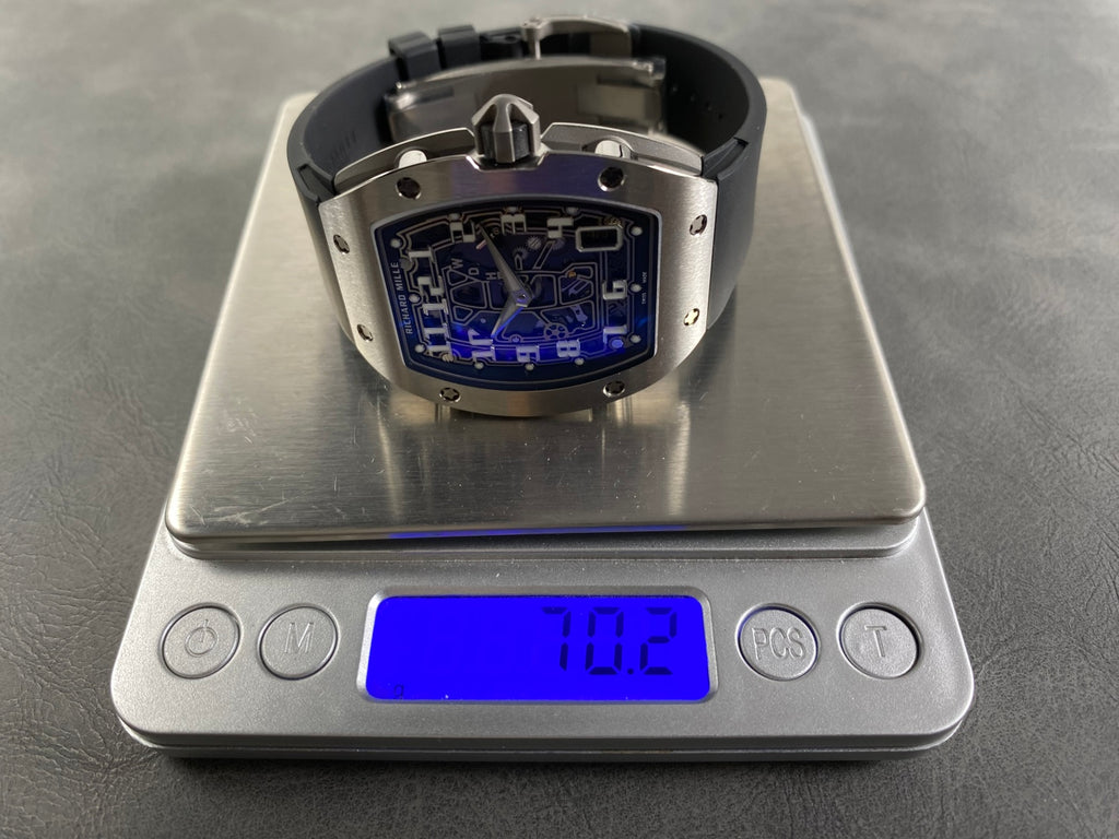 RM 67-01 Titanium x Black